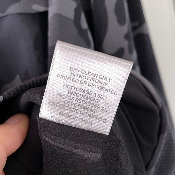 Silky Camo Casual Jacket - Picture 5 of 5